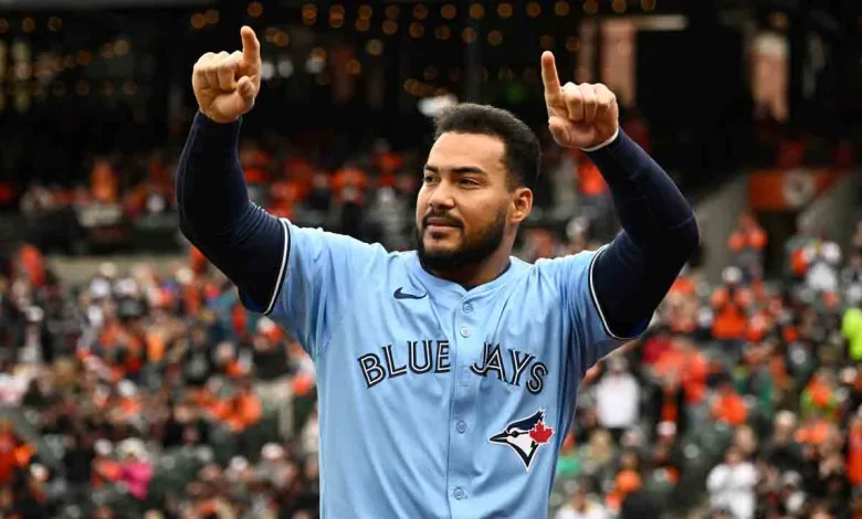 Bold MLB predictions for 2026: Santander leads Blue Jays in HRs