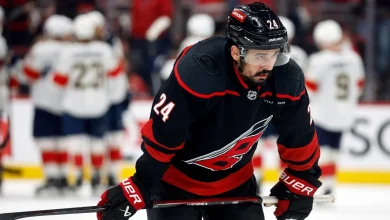 Brind'Amour: Seth Jarvis 'out a while' after crash into post vs. Panthers