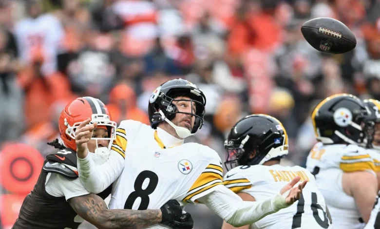 Browns stun Steelers 13-6, keep Ravens alive for AFC North title