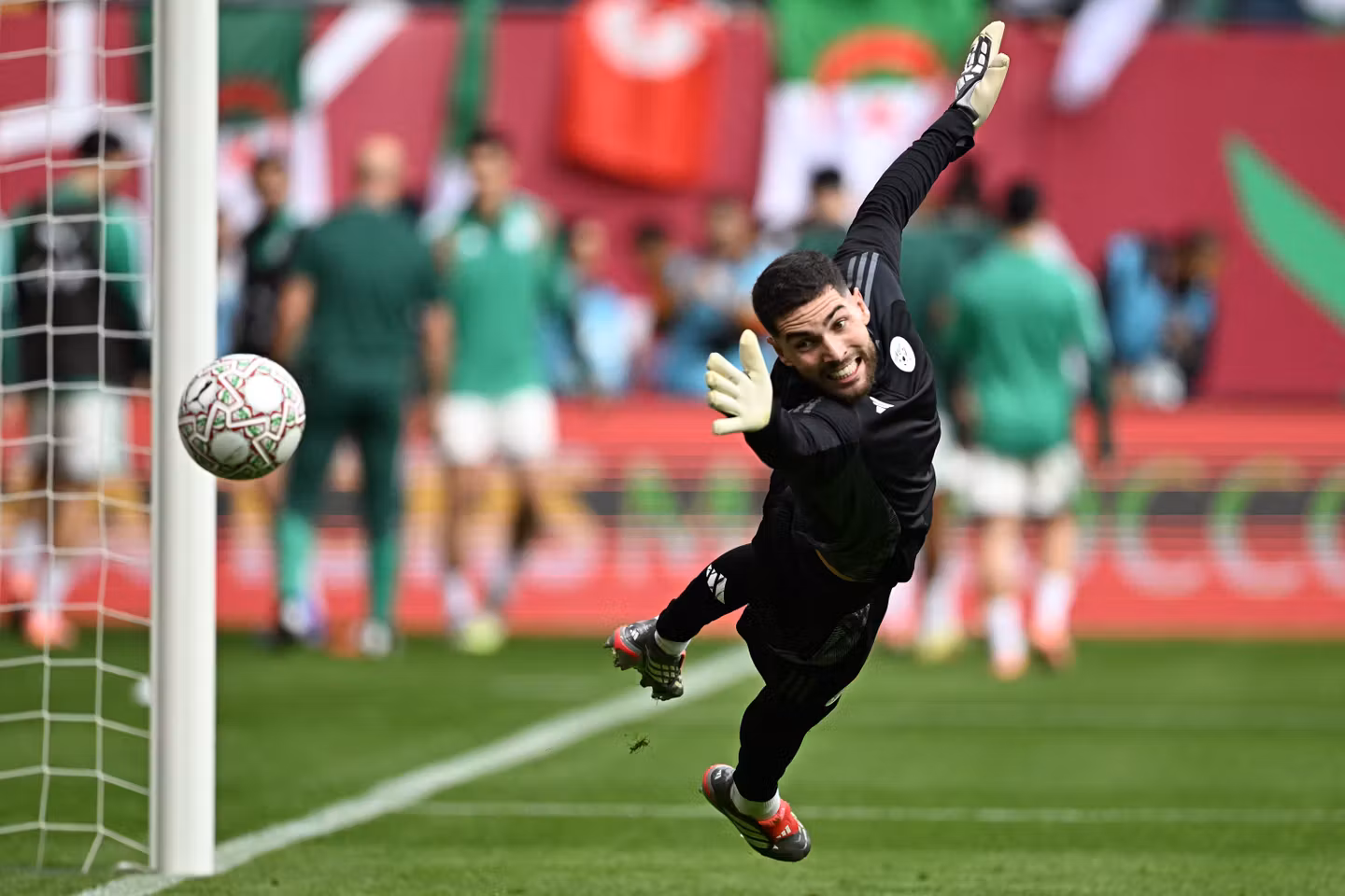 CAN 2025 : Luca Zidane défend les couleurs de l’Algérie, sous les yeux de son père Zinedine