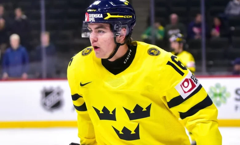 Can Blackhawks’ Anton Frondell dominate the World Juniors?
