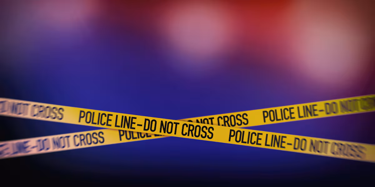 Car crashes into Parkersburg Dollar General