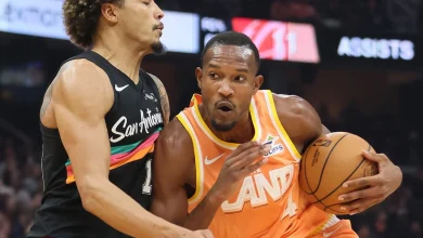 Cavs flip game in second half, get feel-good win over Spurs, 130-117