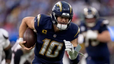 Chargers' AFC West title hopes shattered in loss to Houston Texans