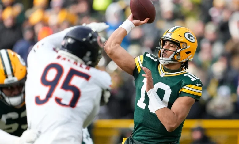 Chicago Bears at Green Bay Packers Week 14 live discussion thread