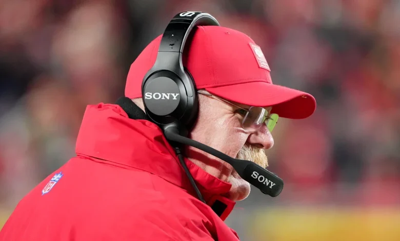 Chiefs Star Can't Be Trusted First Round of Fantasy Playoffs