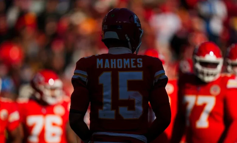 Chiefs put Patrick Mahomes on Reserve/Injured, make 4 other changes