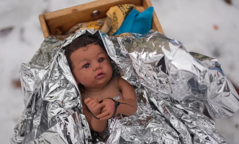 Church Nativity scenes protest immigration raids : NPR