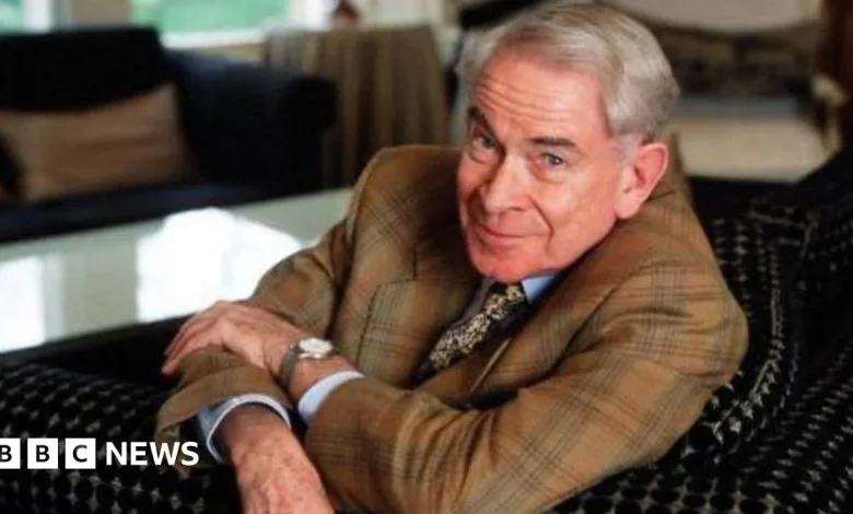 Comedian Stanley Baxter dies aged 99