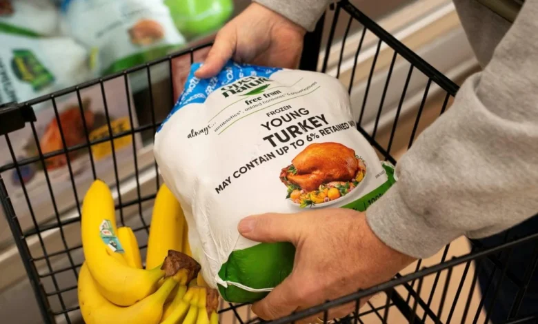 Consumer confidence drops in December to lowest level since U.S. tariffs rolled out in April