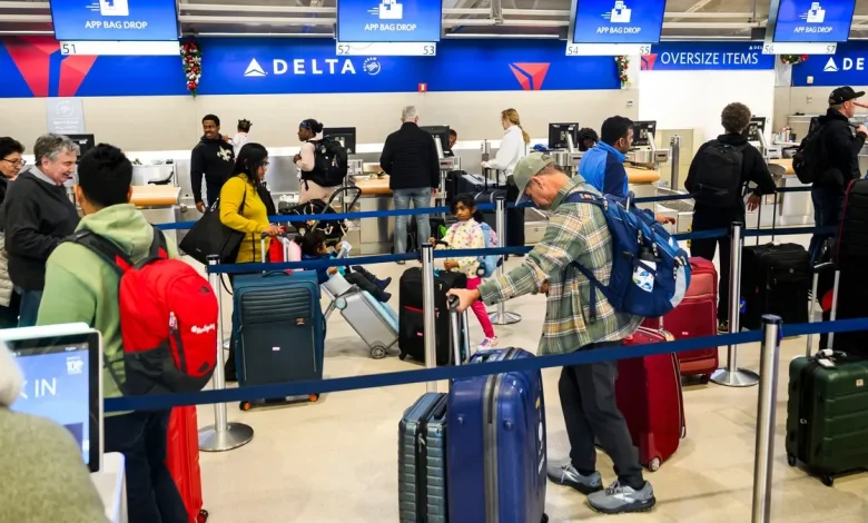 DTW hit by flight cancellations, delays as winter storm rolls in
