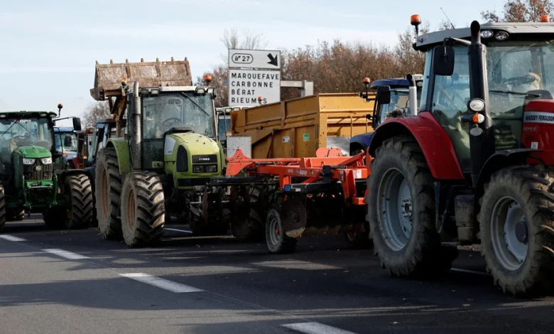 Dermatose en France | Le gouvernement veut accélérer sur la vaccination, poursuite des blocages