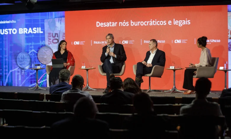 Desatar nós legais e burocráticos exige cooperação entre setor público e privado