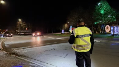 « D’habitude c’est 45 € d’amende » : les gendarmes sensibilisent sur les défauts d’éclairage sur la route