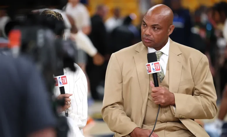 Dick Vitale, Charles Barkley team up to broadcast Indiana vs Kentucky