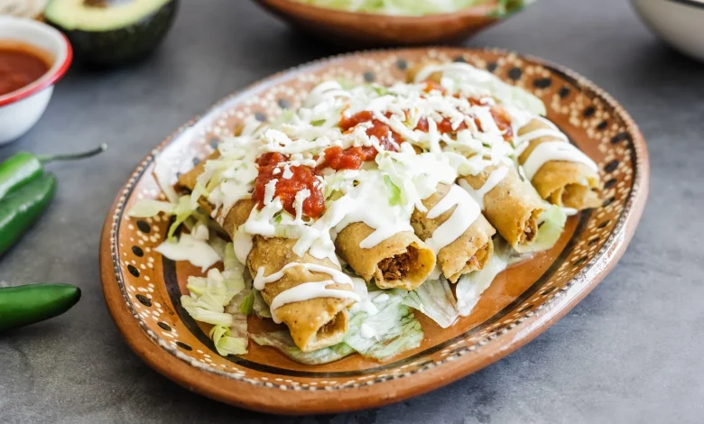 Do You Remember The Defunct Mexican Chain That Was Once The 2nd-Largest In America?