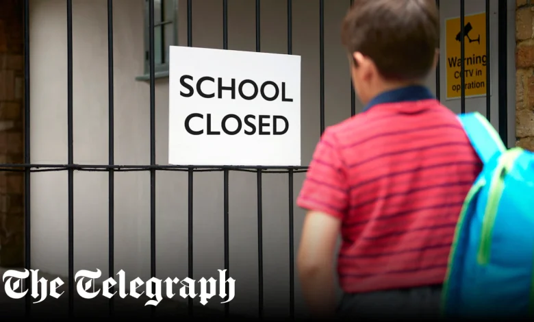 Do not lock down for flu outbreak, schools told