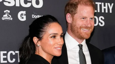Duchess of Sussex 'reaches out' to estranged father after reports of leg amputation