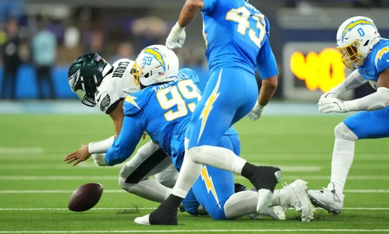 Eagles' Hurts first ever with 2 turnovers on 1 play