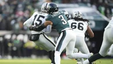 Eagles' defense holds Raiders to only 75 yards