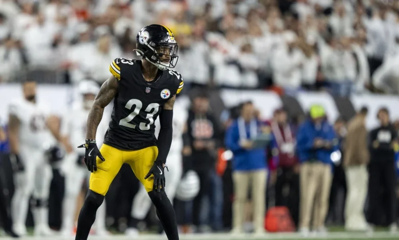 Eagles made a waivers claim for Darius Slay