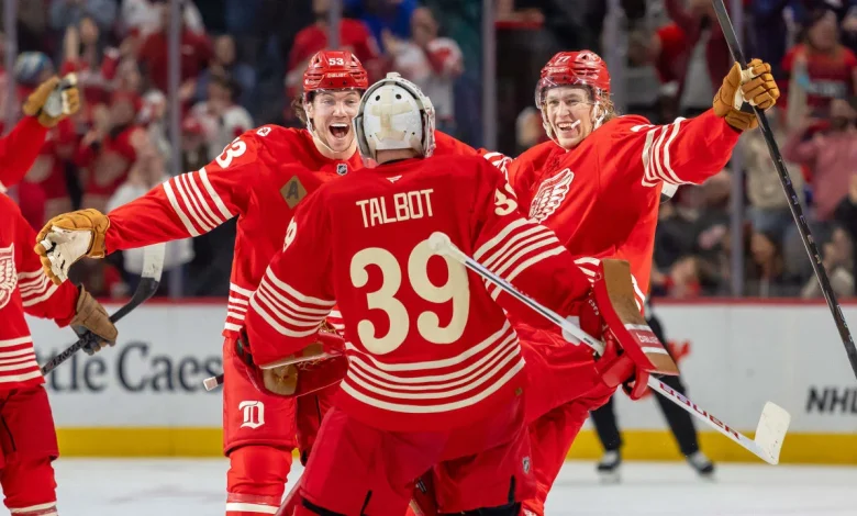 Edvinsson scores in OT, Red Wings edge Maple Leafs