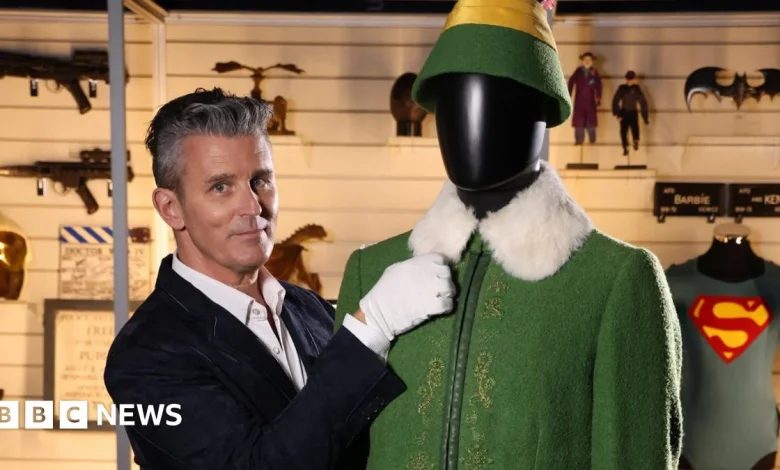 Elf movie costume sells for £239,000 at auction
