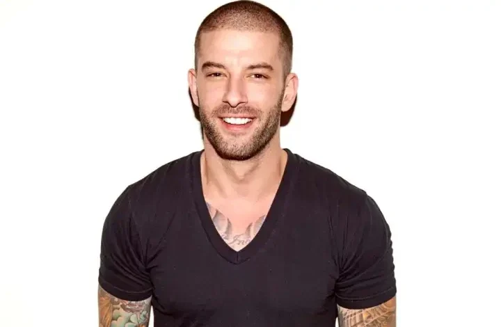 Enter to Win a Darcy Oake 4-Pack of Tickets!