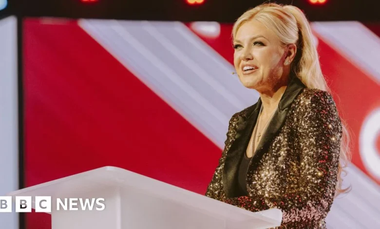 Erika Kirk endorses JD Vance for president at conservative event