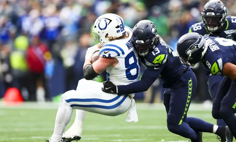 Ernest Jones continues to get shafted in Seahawks' PFF grades