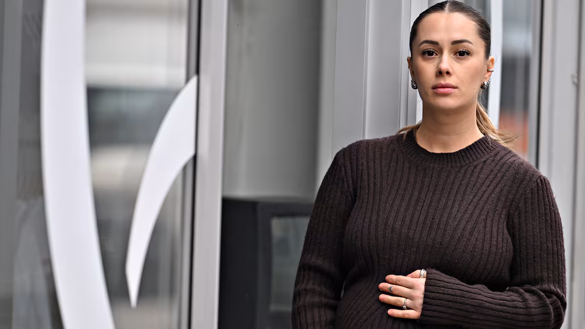 Établie, accomplie, autonome et bientôt maman: le Québec lève le nez sur cette immigrante