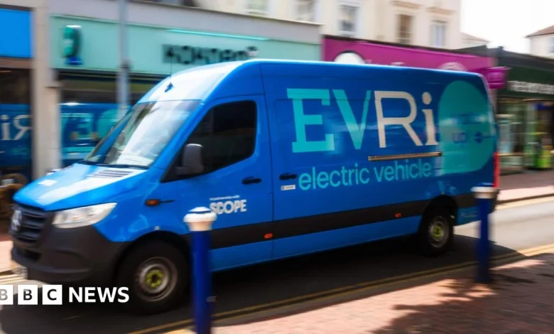 Evri: Delivery firm apologises to customers after parcel complaints