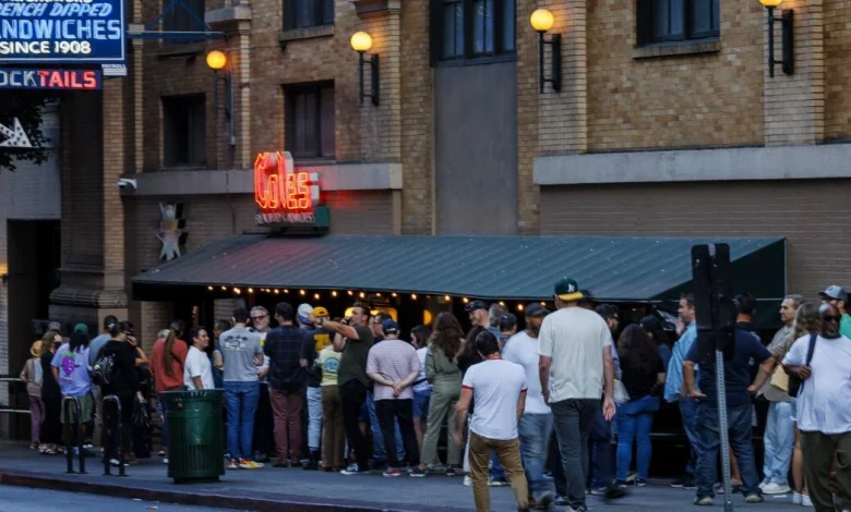 Fans line up for hours at closing restaurants. Where have they been?