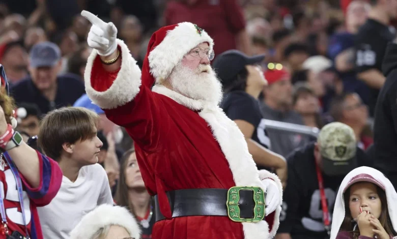 Fantasy football rankings Week 17: Sleepers, starts, best Christmas songs and more