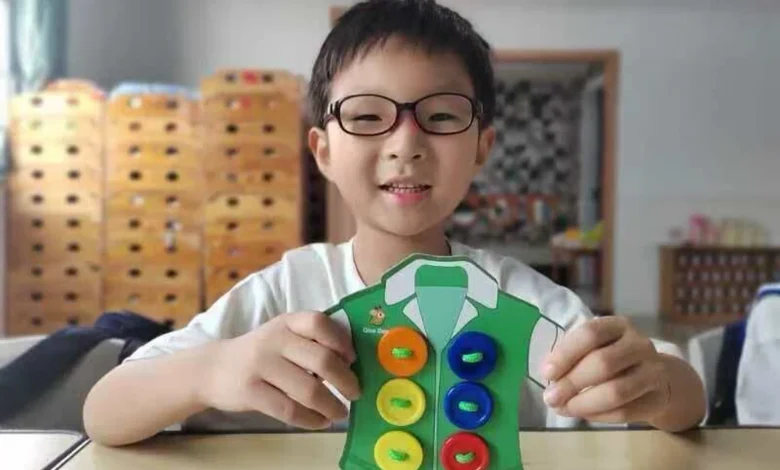 Father and Son Separated by ICE Deported Together to China