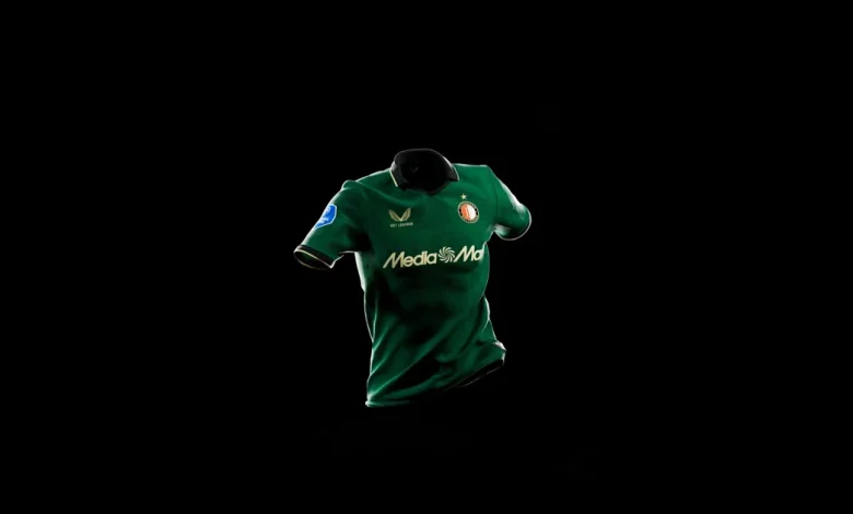 Feyenoord-fans voelen zich belazerd door Het Twaalfde Shirt: 'Beetje supporters oplichten'