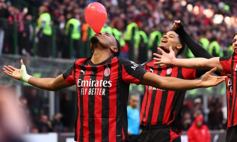 Finalmente Nkunku! Una super doppietta stende il Verona e manda il Diavolo in vetta