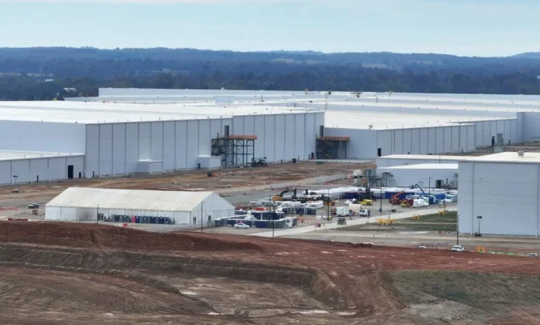 Ford will lay off all 1,600 Kentucky battery plant employees as it pivots away from EV business | Business