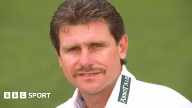 Former England batter Robin Smith dies aged 62