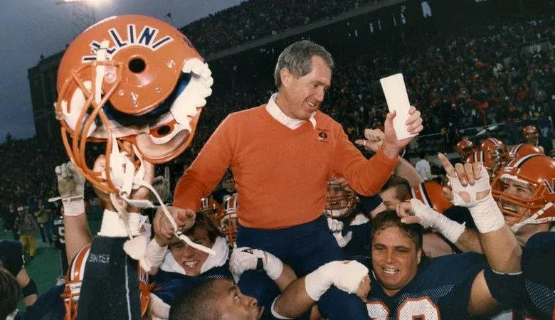 Former Illini Head Coach Mike White Passes Away