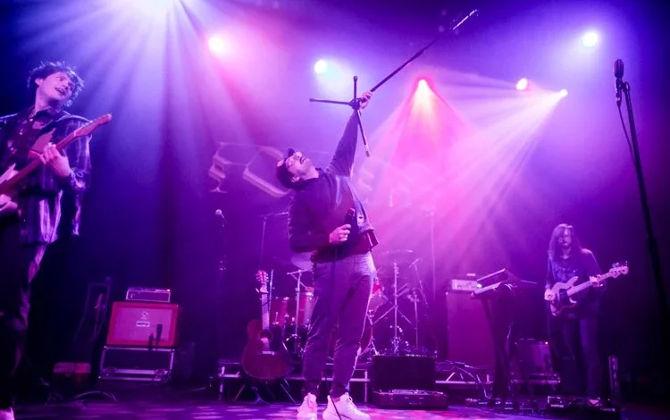 Foxing readies its farewell