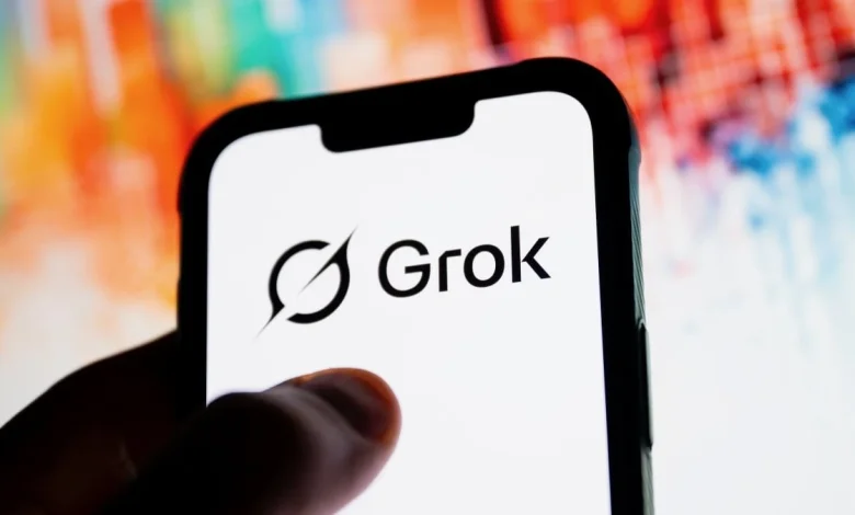 GPT-5.2 vs Grok 4: Comparing benchmarks, price, and features