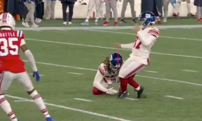 Giants' Younghoe Koo botches field goal attempt in extraordinary fashion