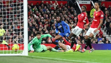 'Got to be stronger' - Gary Neville blasts Man Utd star after Antoine Semenyo goal