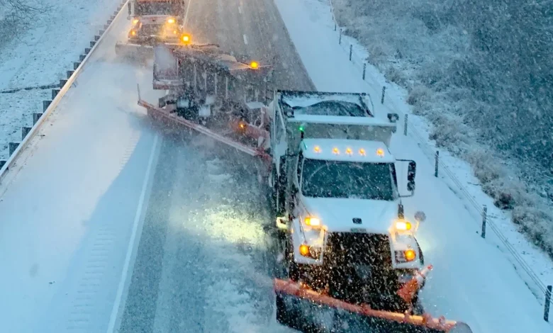 Governor Lamont Advises Motorists To Avoid Travel Friday Evening Due to Snowstorm