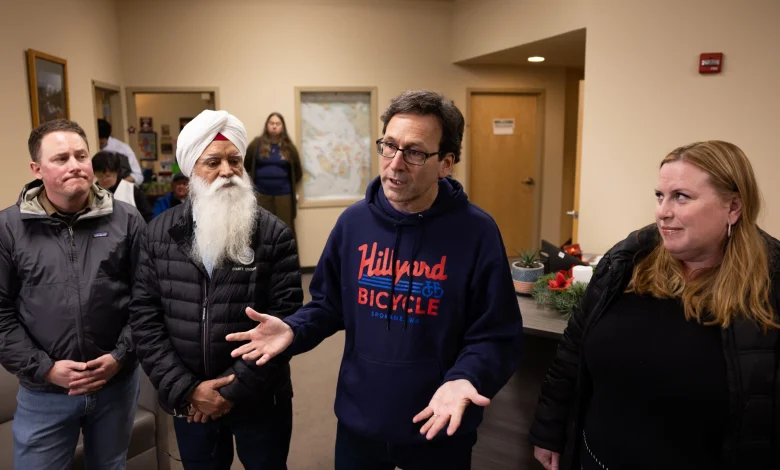 Governor does 'sobering' tour of Sumas, Everson and Nooksack in damage review