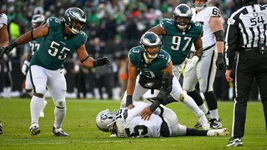 Handing out 10 awards from the Eagles-Raiders game