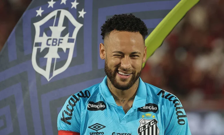 Hat-trick de Neymar y Santos llega a la final de la Copa de Brasil