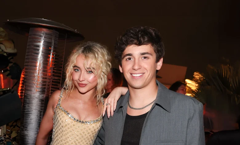 Hernández of "SNL" says fans think he's Domingo: "I do have a name"