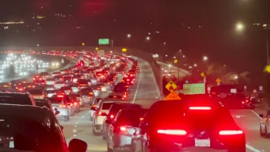 Holiday travel rush ramps up, causes delays on Southern California freeways